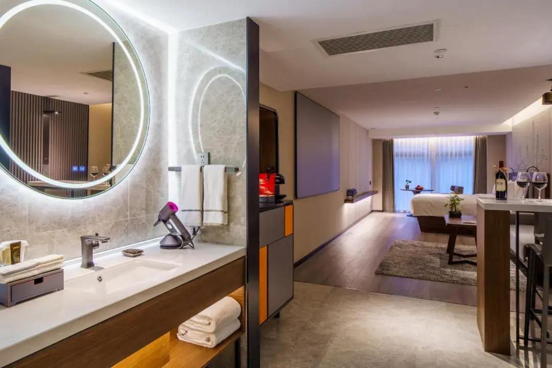 Urcove By Hyatt Futian Cbd Hotel Sencsen Kültér fotó